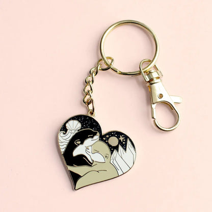 Heart shaped otters key chain - Hello Pumpkin