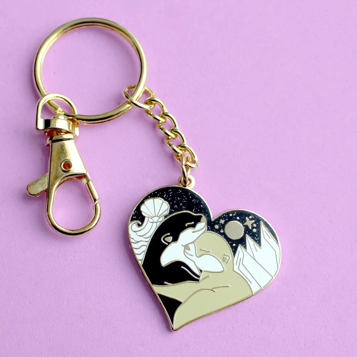 Heart shaped otters key chain - Hello Pumpkin