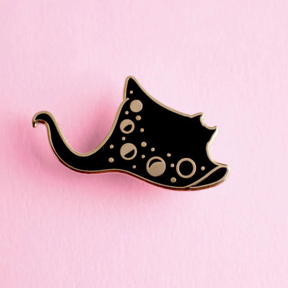 Stingray enamel pin - Hello Pumpkin