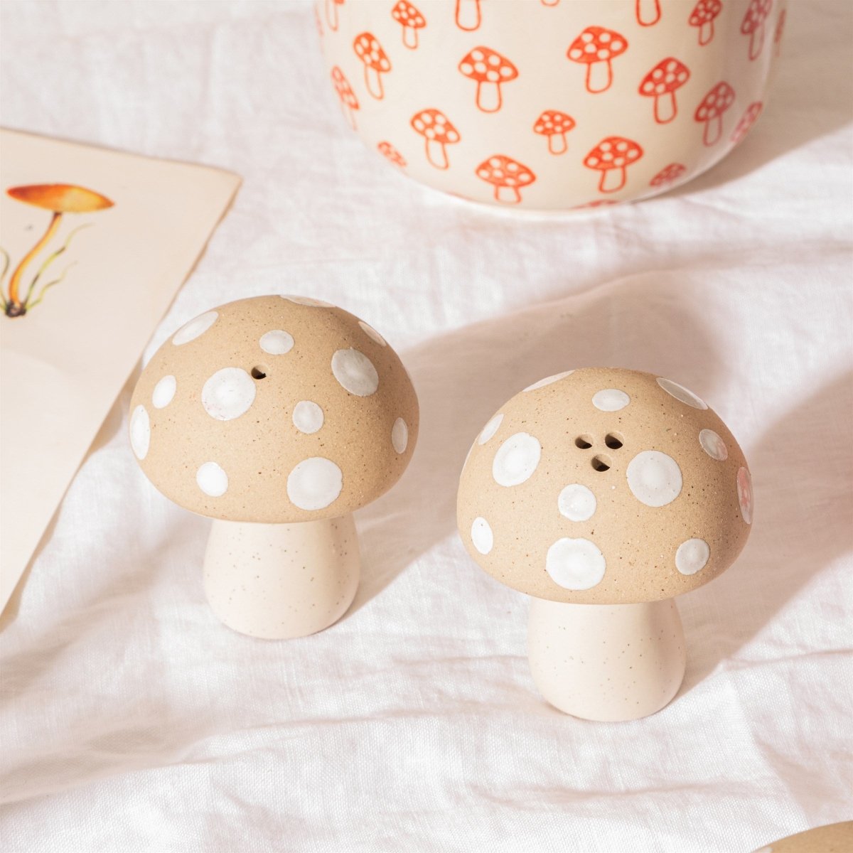 Stoneware mushroom Salt & Pepper set - Hello Pumpkin