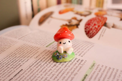 Sweet little mushroom desk buddies - Hello Pumpkin