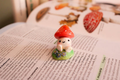 Sweet little mushroom desk buddies - Hello Pumpkin