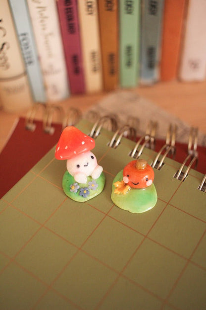 Sweet little mushroom desk buddies - Hello Pumpkin