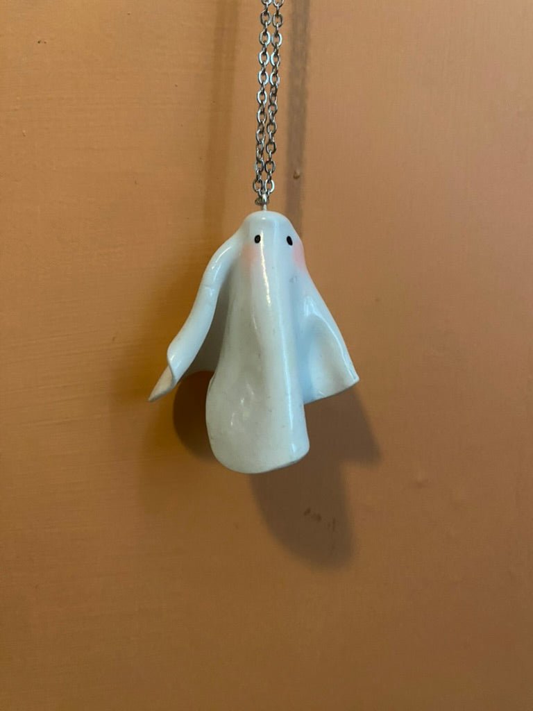 Worried souls ghost necklaces - Hello Pumpkin